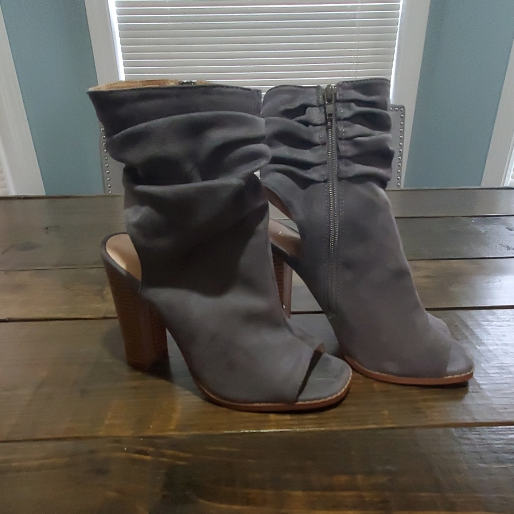 Booties - Picture 4 of 5